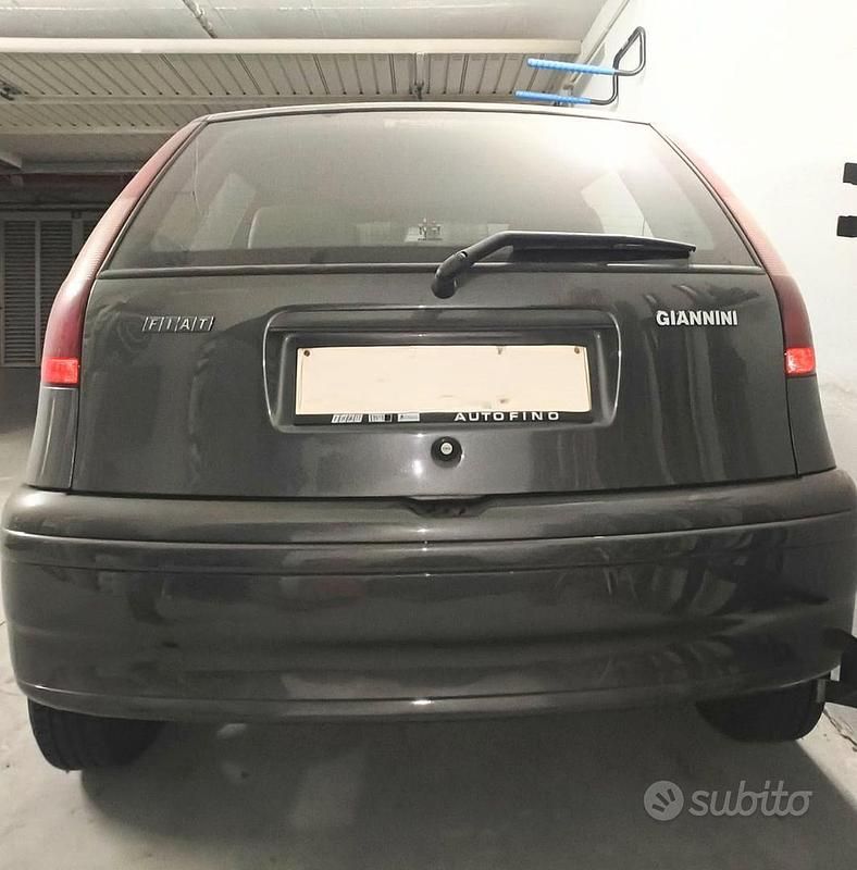Usata Fiat Punto 1995 Grigio Berlina