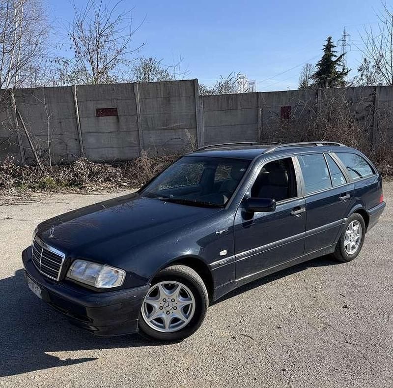 Usata Mercedes C180 Classic 122 CV (89 kW) 1998 Station wagon