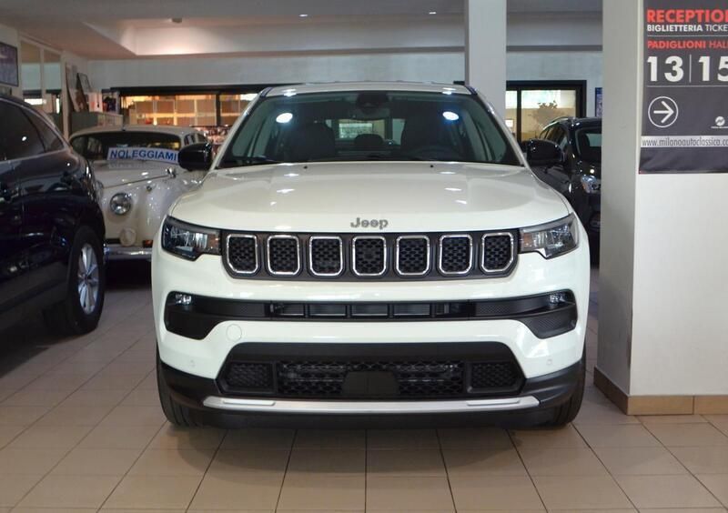 Nuova Jeep Compass Altitude 131 CV (96 kW) 2025 Bianco SUV