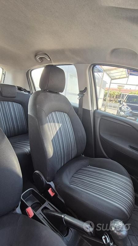 Usata Fiat Punto Evo 75 CV (55 kW) 2012 Grigio Utilitaria