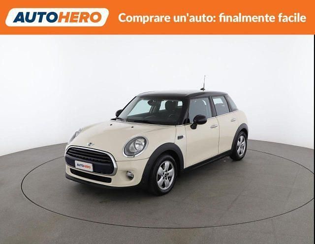 Usata Mini Cooper D 115 CV (84 kW) 2016 Beige Utilitaria