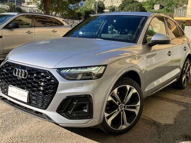 Usata Audi Q5 Sportback S-Line 204 CV (150 kW) 2021 Argento florent SUV