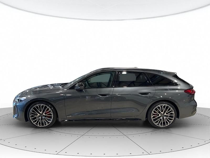 Nuova Audi A5 S-Line 204 CV (150 kW) 2025 Grigio daytona Coupé