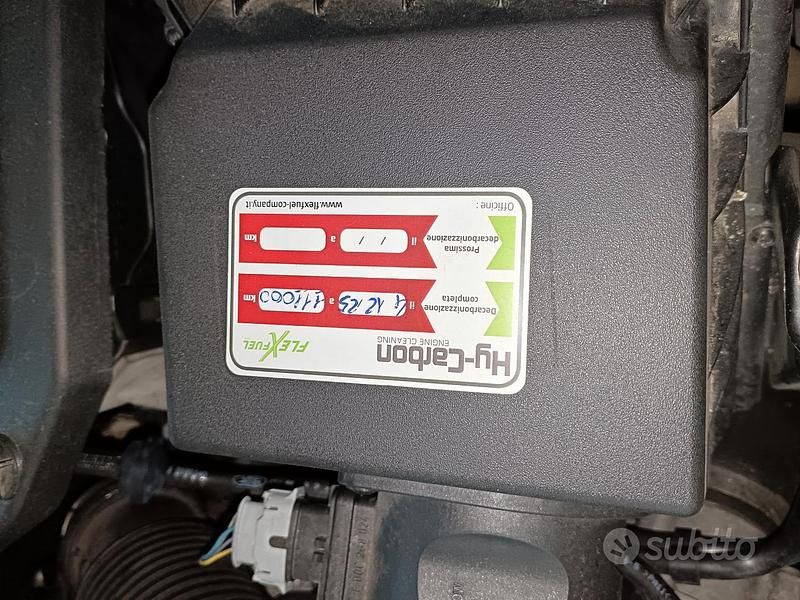 Usata Land Rover Discovery Sport 150 CV (110 kW) 2018 Marrone SUV