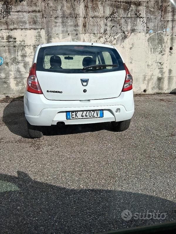 Usata Dacia Sandero 90 CV (66 kW) 2010 Bianco Berlina