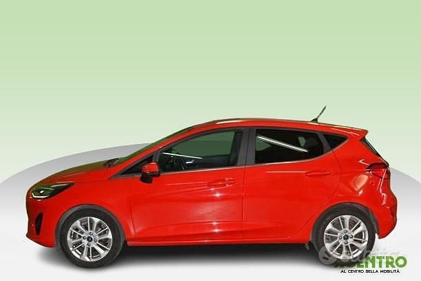 Usata Ford Fiesta Titanium 125 CV (91 kW) 2022 Rosso Utilitaria