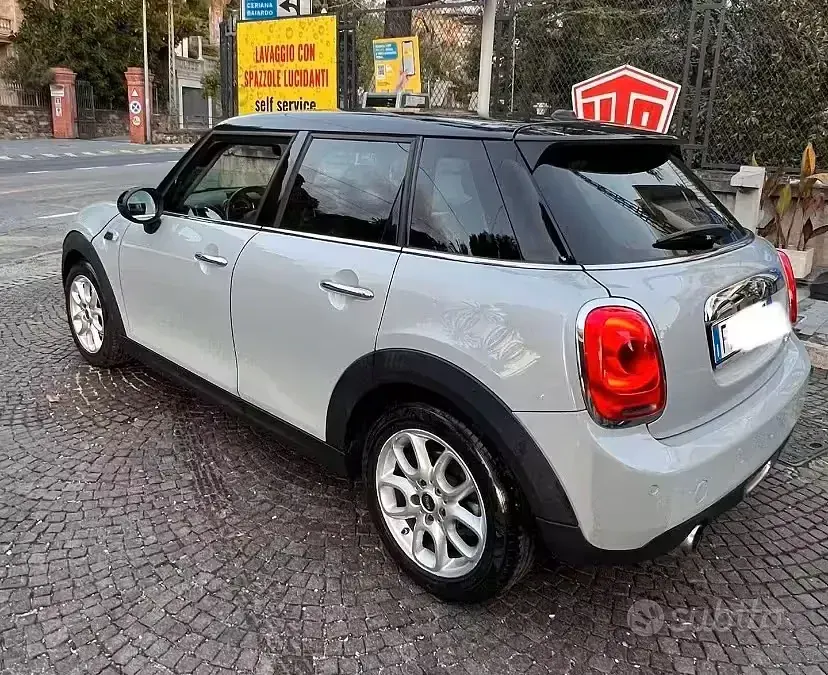 Usata Mini Cooper D 116 CV (85 kW) 2015 Grigio Utilitaria