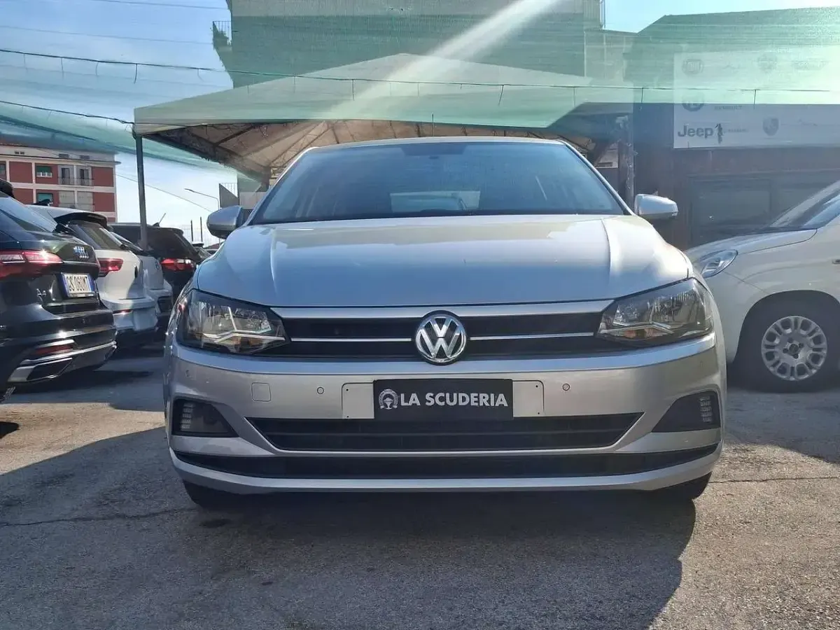 Usata VW Polo Comfortline 95 CV (69 kW) 2020 Argento Utilitaria