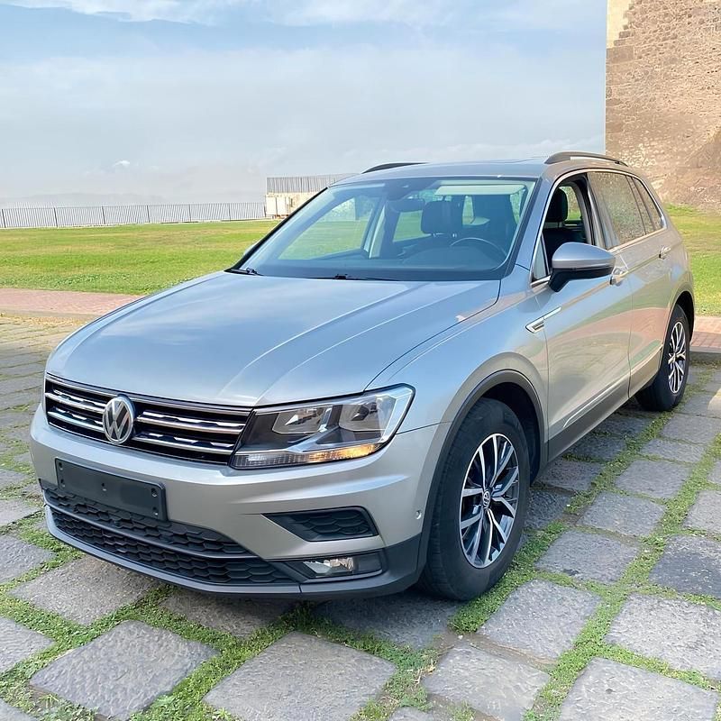 Usata VW Tiguan Comfortline 150 CV (110 kW) 2018 Grigio SUV