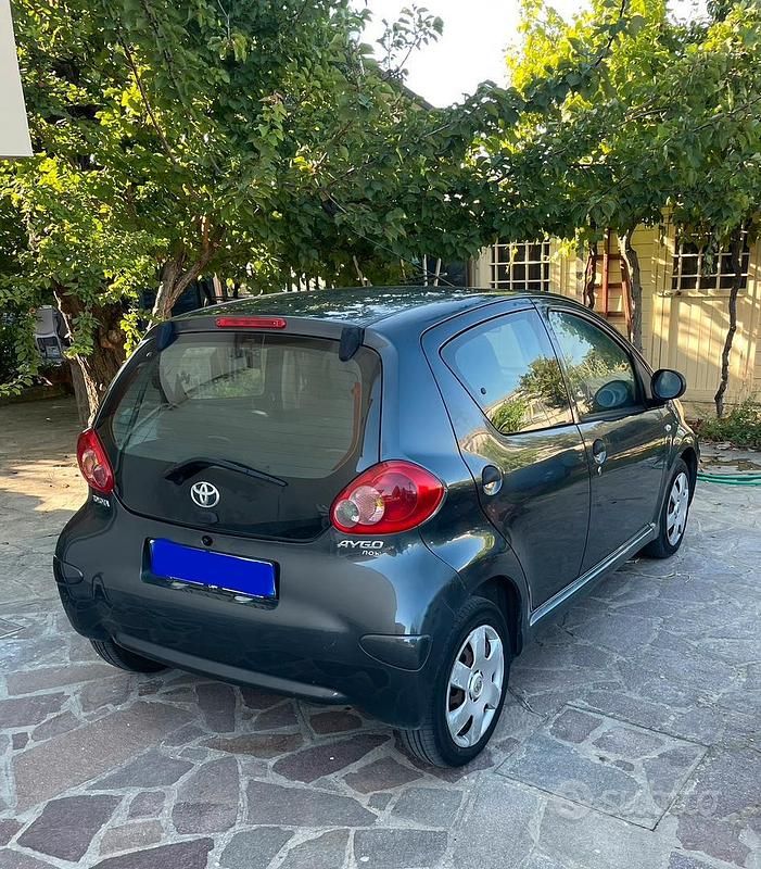 Usata Toyota Aygo 67 CV (49 kW) 2008 Utilitaria