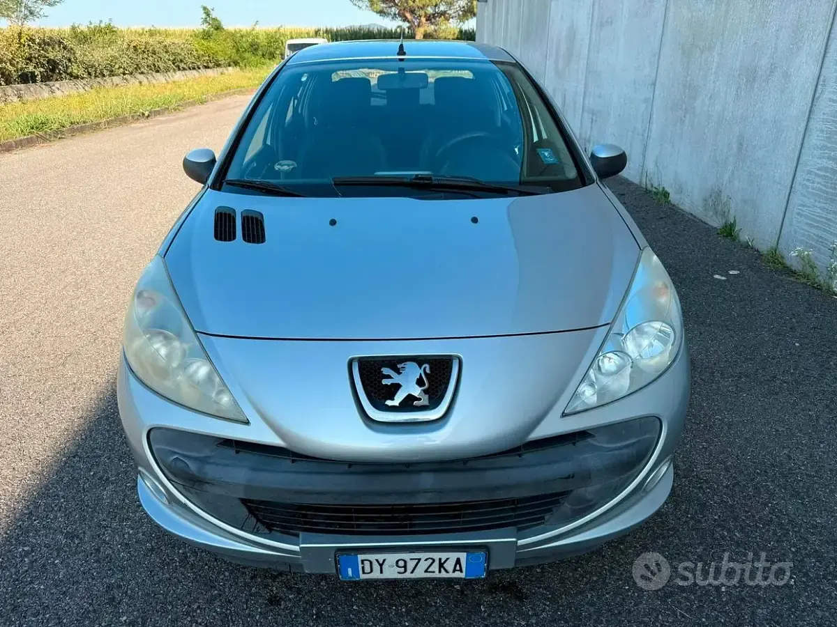 Usata Peugeot 206+ 68 CV (50 kW) 2009 Grigio Utilitaria