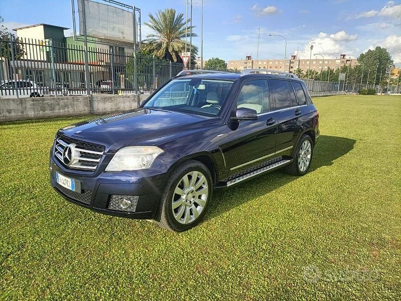 Usata Mercedes GLK200 143 CV (105 kW) 2011 Blu metallizzato SUV