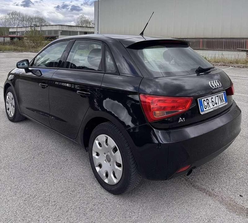 Usata Audi A1 Sportback Ambition 86 CV (63 kW) 2014 Utilitaria