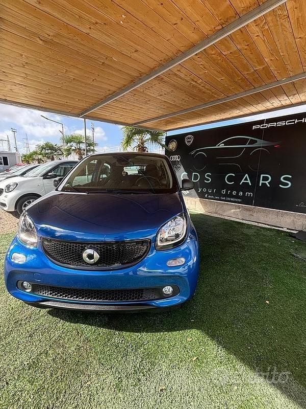 Blu Usata 2018 Smart ForFour Passion Utilitaria | 7999 € (Super prezzo) - Immagine 1/4