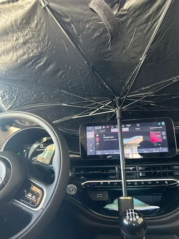 Nuova Fiat 500 Icon 65 CV (47 kW) 2026 Nero Utilitaria