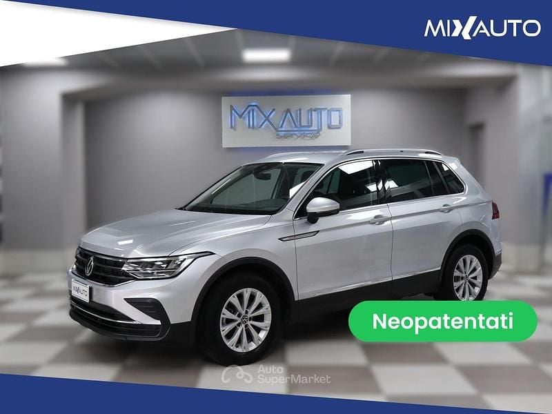 Nero Usata 2021 VW Tiguan Life SUV | 20.900 € (Super prezzo) - Immagine 1/4