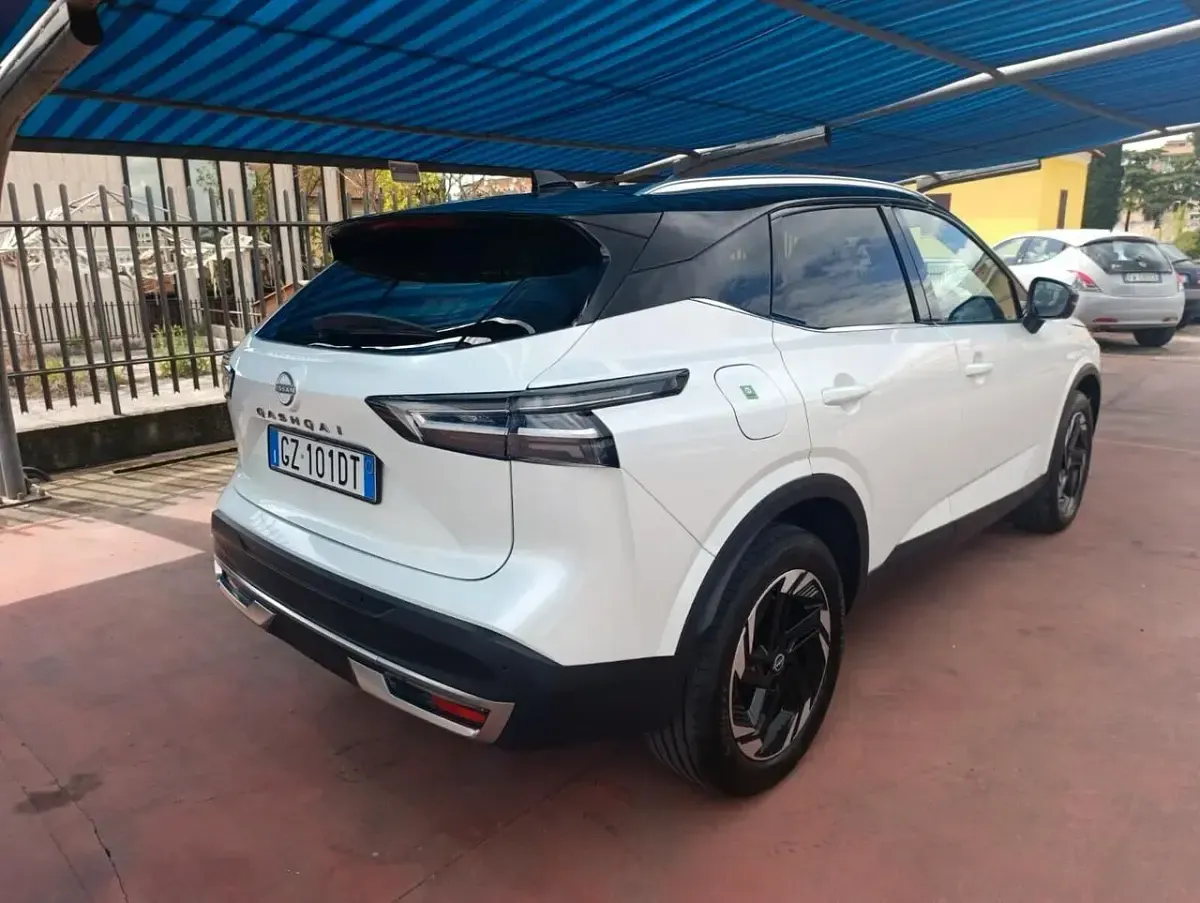 Usata Nissan Qashqai N-Connecta 157 CV (115 kW) 2025 Bianco SUV