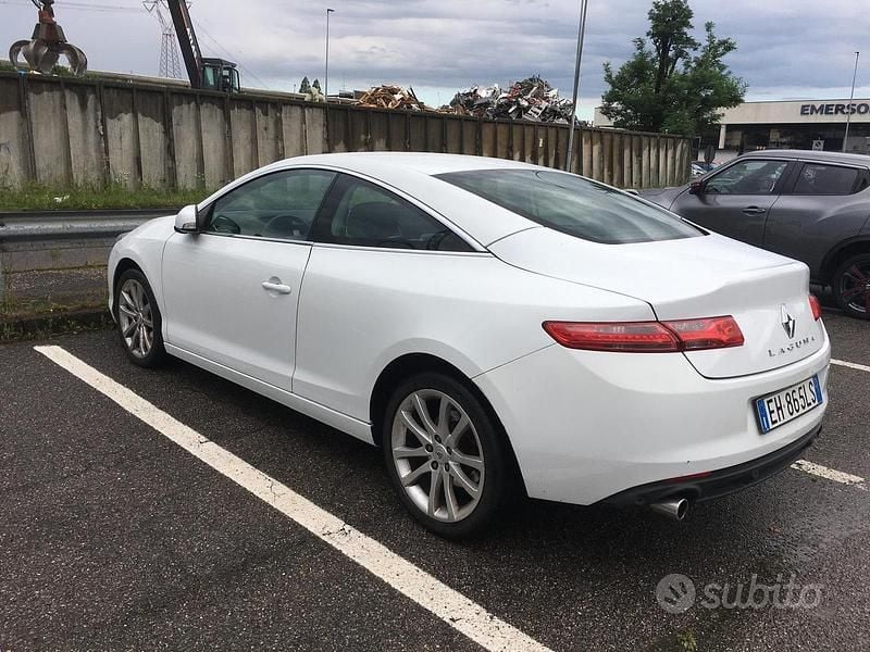 Usata Renault Laguna Coupé 150 CV (110 kW) 2011 Bianco Coupé