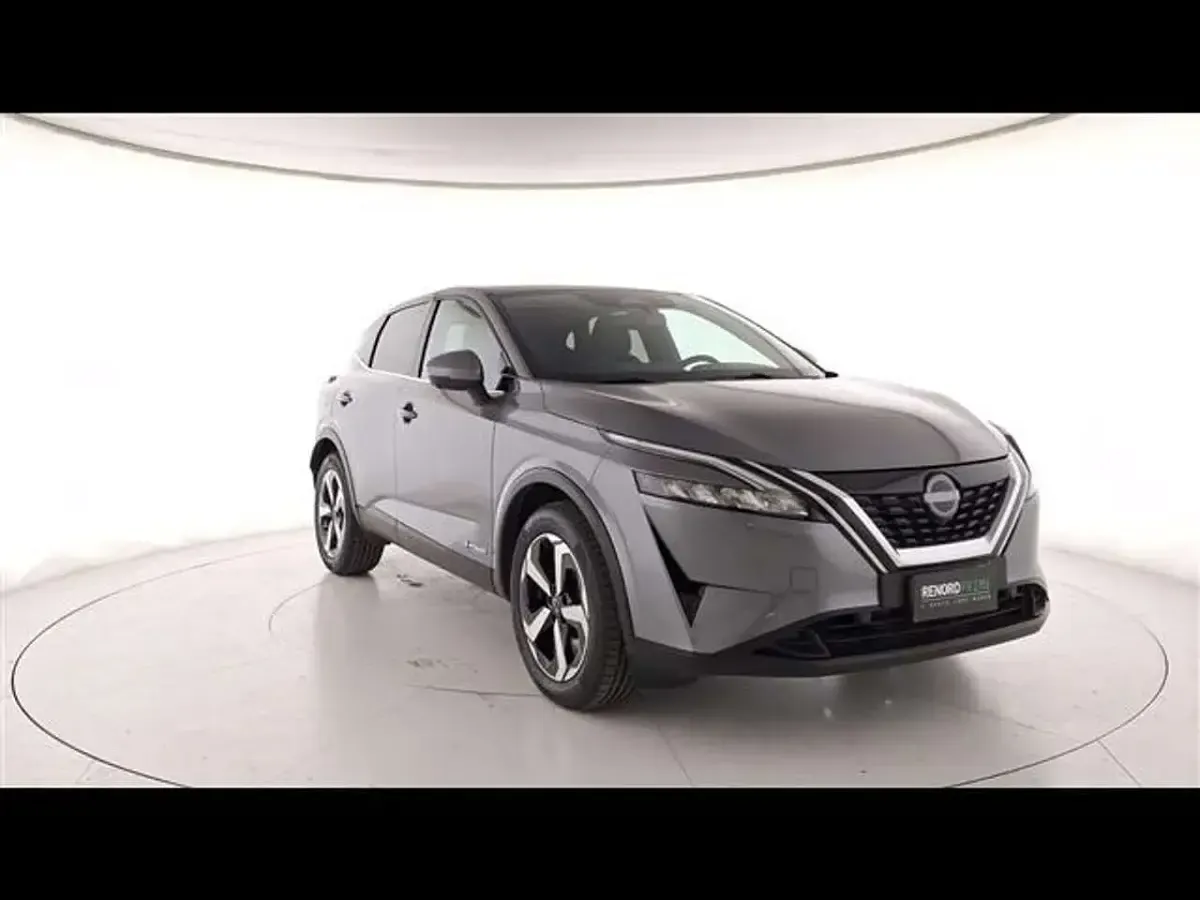 Usata Nissan Qashqai N-Connecta 190 CV (139 kW) 2022 Grigio scuro SUV