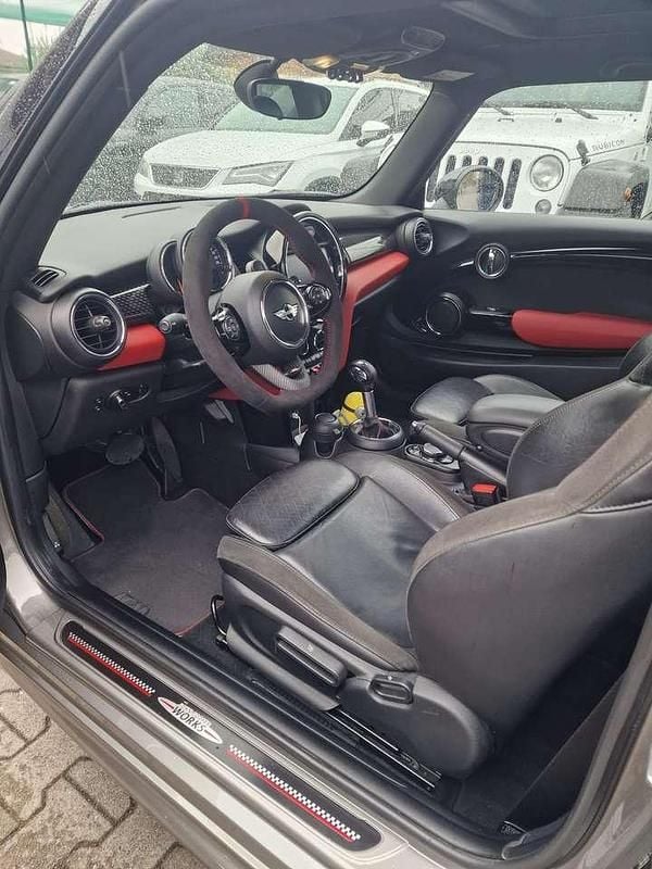 Usata Mini Cooper S Hype 192 CV (141 kW) 2017 Argento Utilitaria