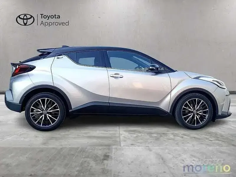 Usata Toyota C-HR Trend 184 CV (135 kW) 2022 Grigio SUV