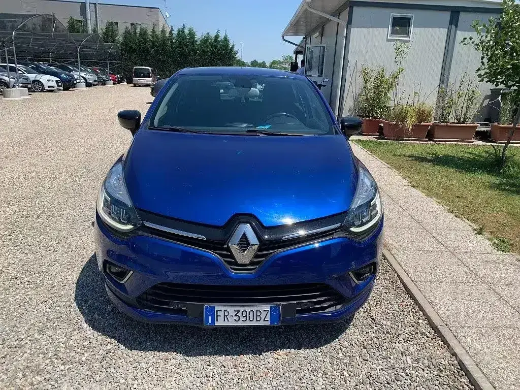Usata Renault Clio IV Intens 110 CV (80 kW) 2018 Blu Berlina