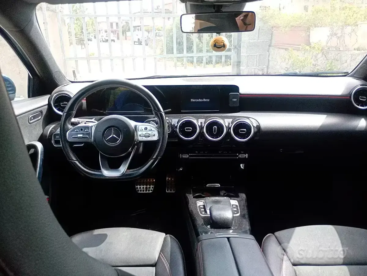 Usata Mercedes A200 Executive 163 CV (119 kW) 2019 Bluazzurro Berlina