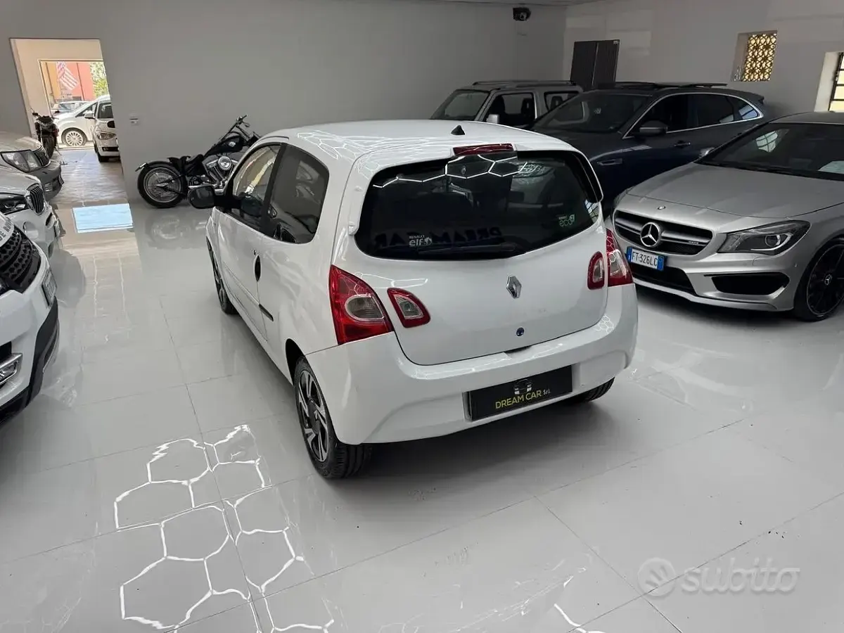 Usata Renault Twingo 75 CV (55 kW) 2012 Bianco Utilitaria