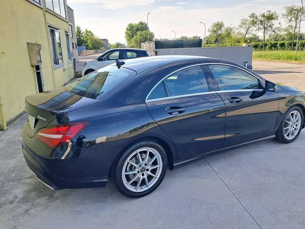 Usata Mercedes CLA200 Premium 136 CV (100 kW) 2017 Nero Coupé