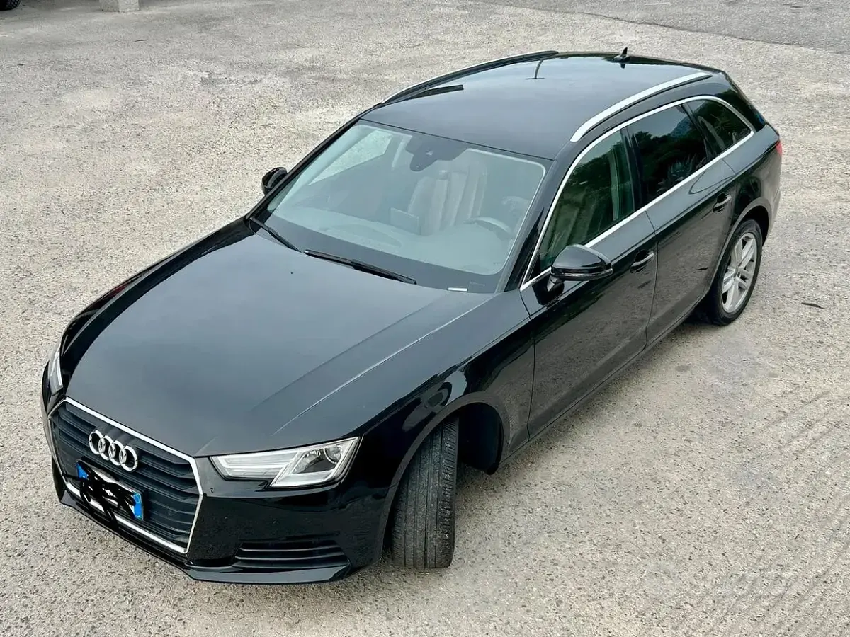 Usata Audi A4 140 CV (102 kW) 2016 Nero Station wagon
