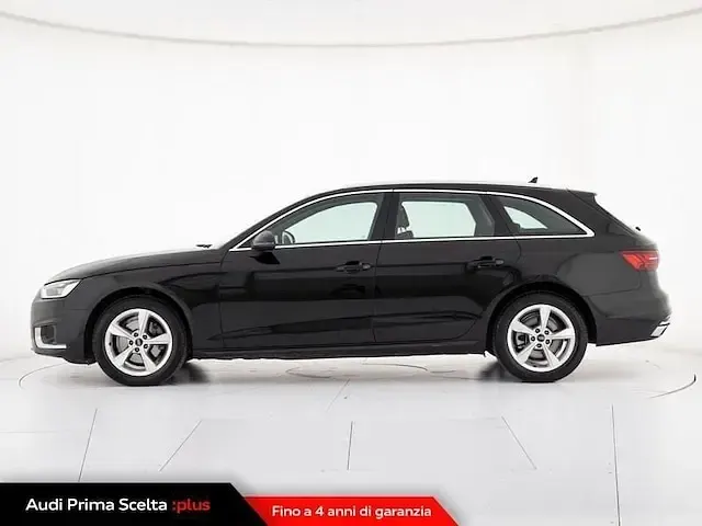 Usata Audi A4 Advanced Plus 163 CV (119 kW) 2023 Nero brillante Station wagon