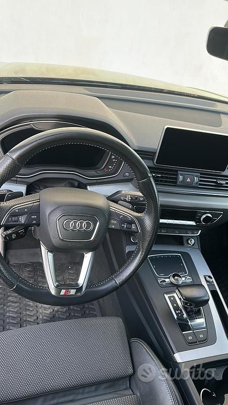 Usata Audi Q5 190 CV (139 kW) 2018 Grigio SUV