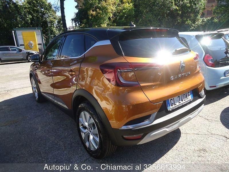 Usata Renault Captur Intens 101 CV (74 kW) 2022 Giallo SUV