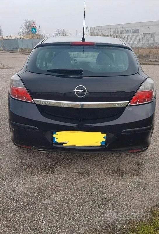 Usata Opel Astra Sport 2008 Nero Coupé