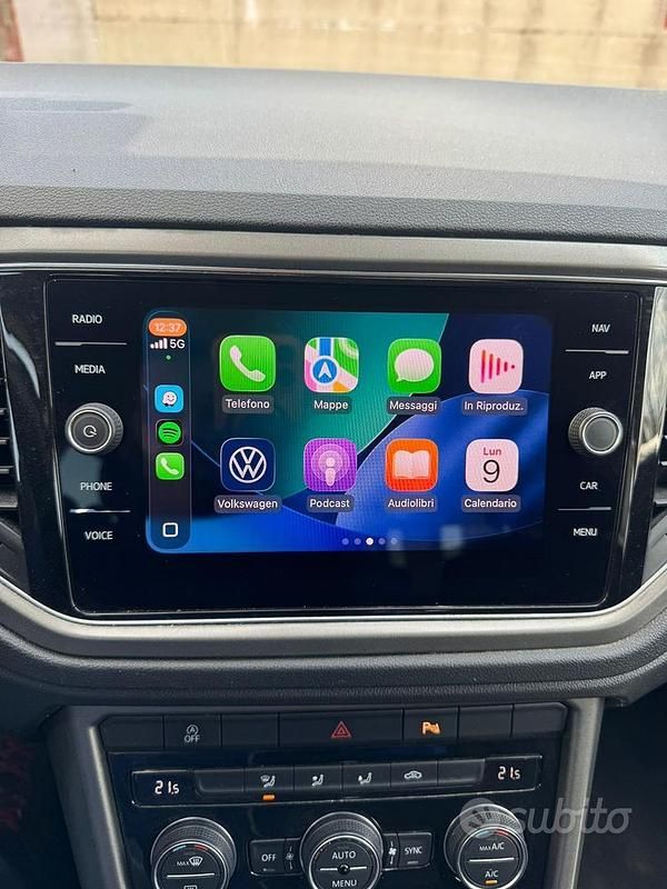 Usata VW T-Roc 150 CV (110 kW) 2021 Grigio SUV