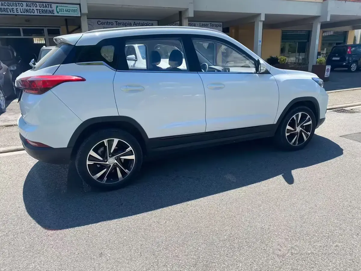Usata EVO Evo 5 131 CV (96 kW) 2024 Bianco SUV
