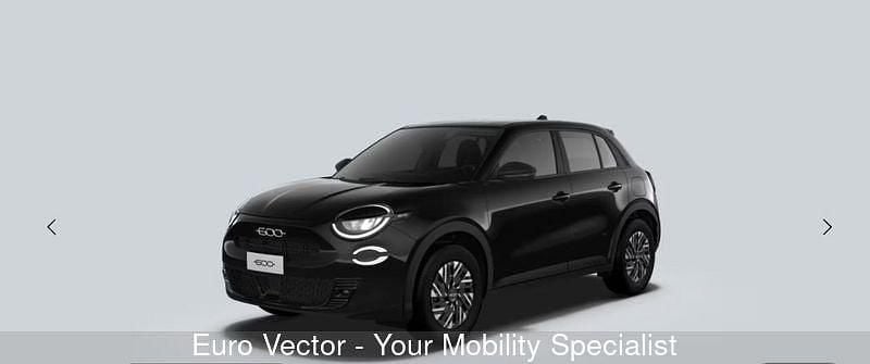 Nuova Fiat 600 110 CV (80 kW) 2025 Nero SUV