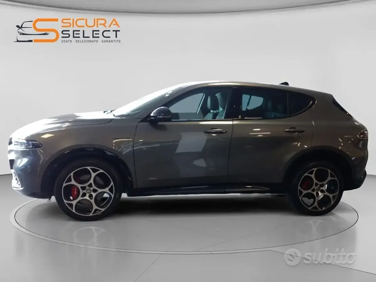 Usata Alfa Romeo Tonale Veloce 160 CV (117 kW) 2024 Metal grey SUV