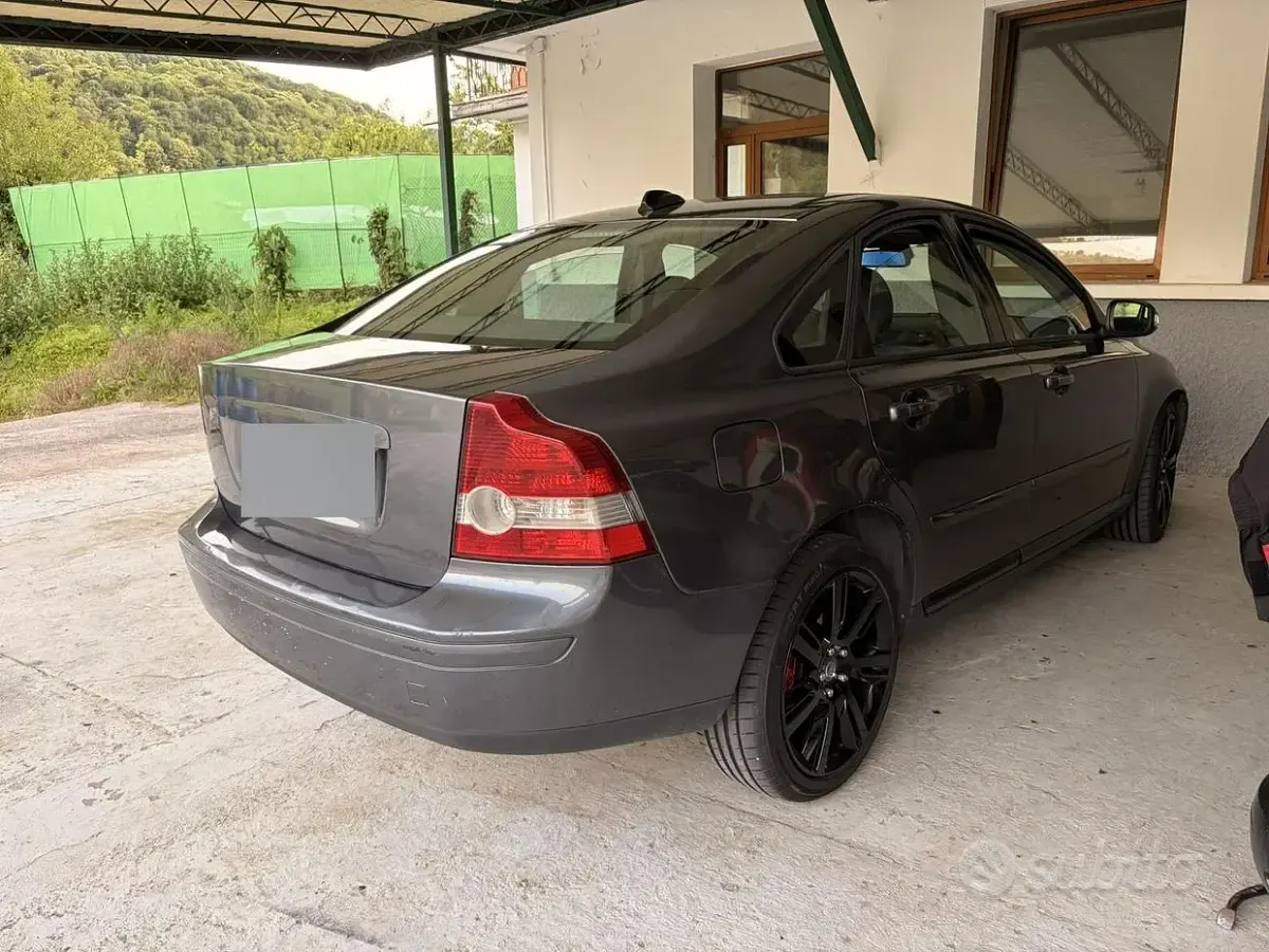 Usata Volvo S40 2007 Grigio Berlina