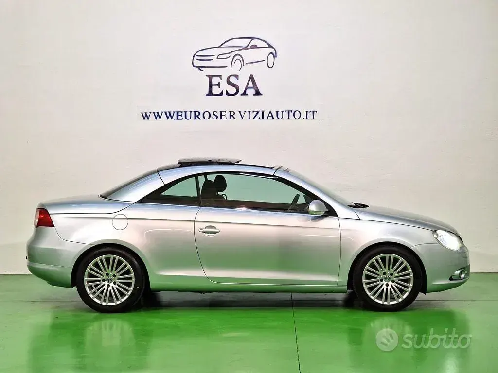 Usata VW Eos 200 CV (147 kW) 2008 Argento Cabrio
