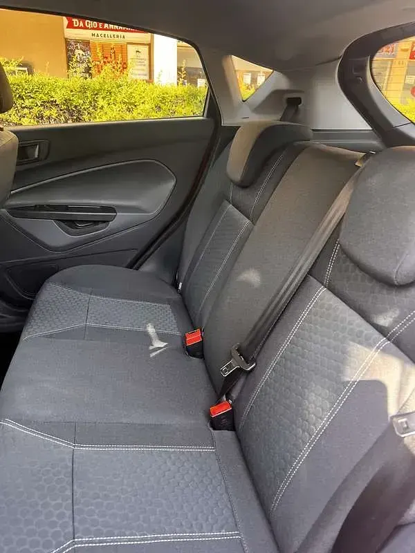 Usata Ford Fiesta Titanium 82 CV (60 kW) 2009 Berlina