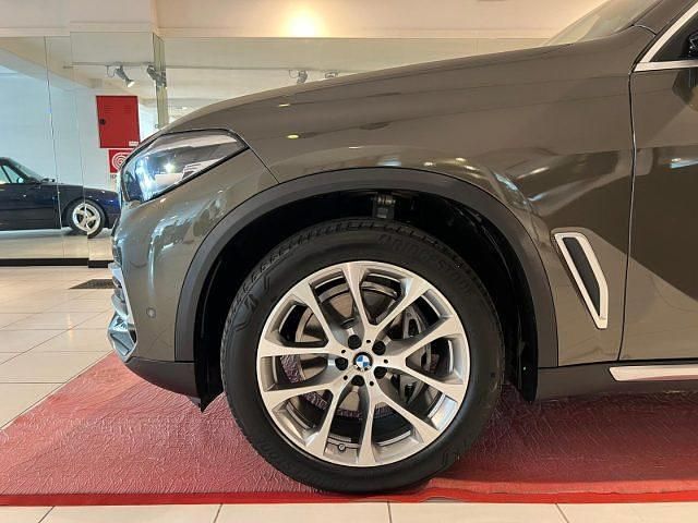 Begagnad BMW X5 Efficient Dynamics 286 HK (210 kW) 2021 Grå SUV