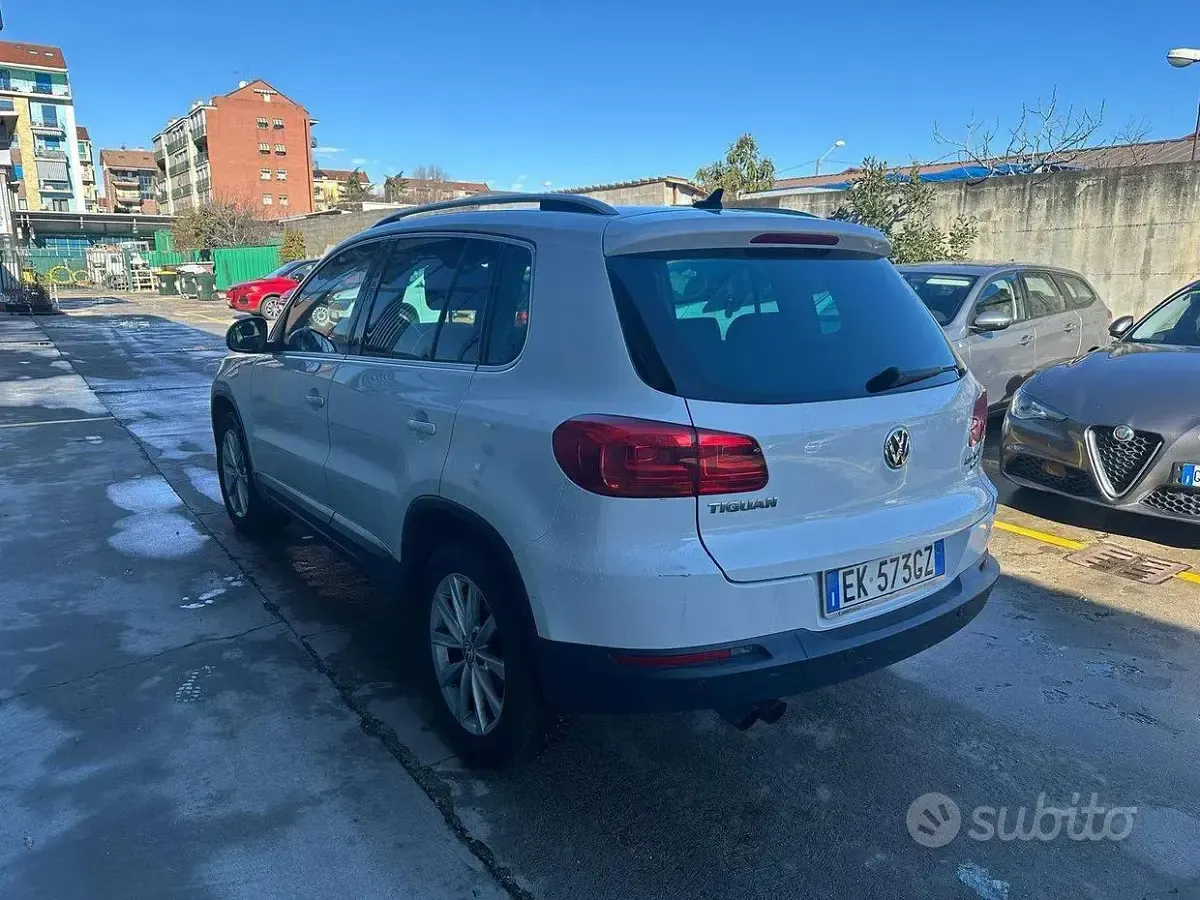 Usata VW Tiguan Sportline 140 CV (102 kW) 2012 Bianco pastello SUV
