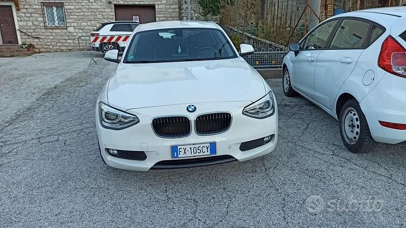 Usata BMW 118 Sport Line 143 CV (105 kW) 2013 Bianco Utilitaria