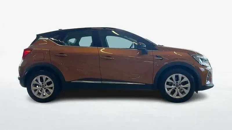 Usata Renault Captur Intens 160 CV (117 kW) 2021 Arancione SUV