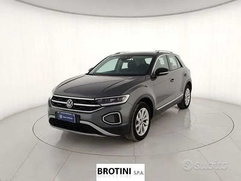 Usata VW T-Roc Style 116 CV (85 kW) 2025 SUV