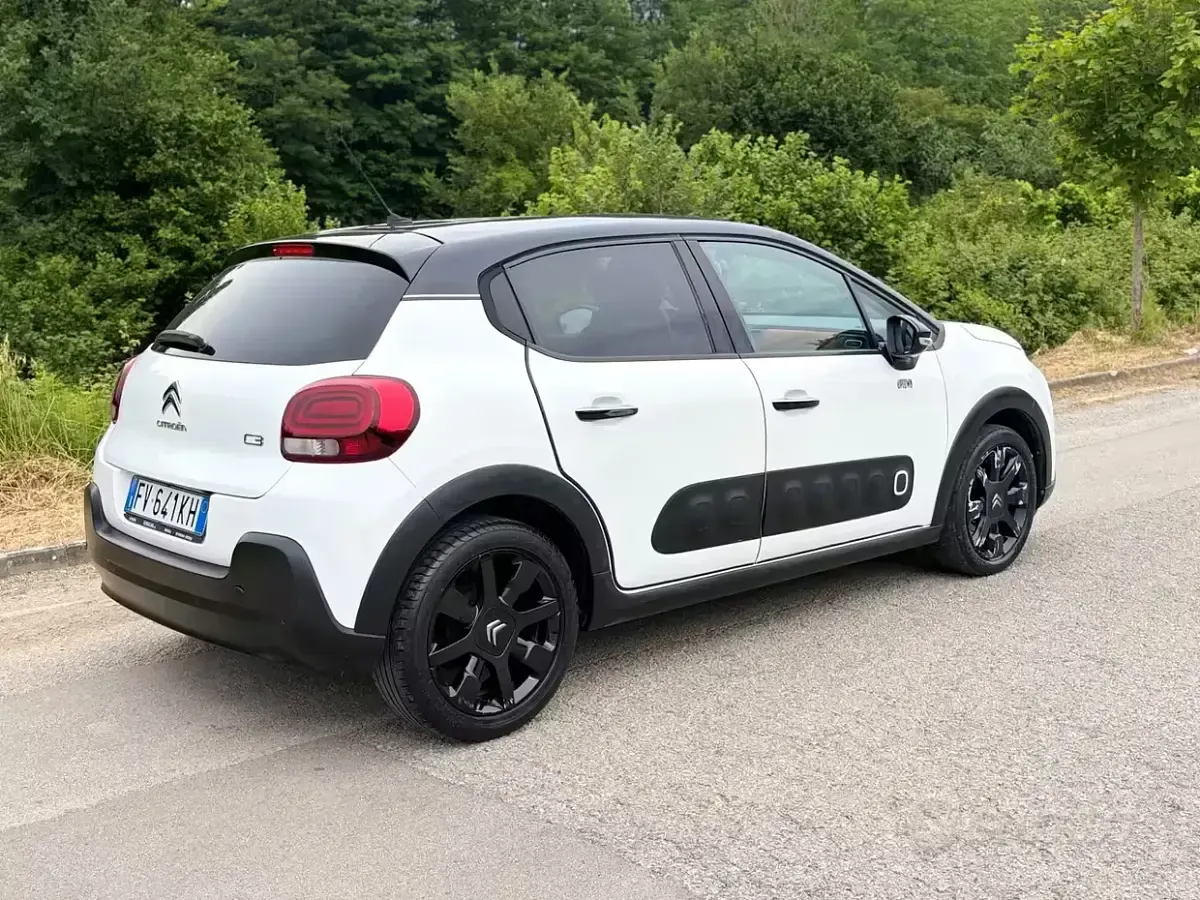 Usata Citroën C3 PureTech 83 CV (61 kW) 2019 Bianco Utilitaria