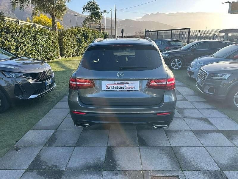 Usata Mercedes GLC220 170 CV (125 kW) 2016 Grigio Monovolume