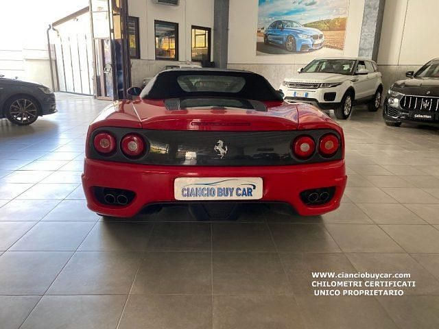 Usata Ferrari 360 400 CV (294 kW) 2005 Rosso Cabrio