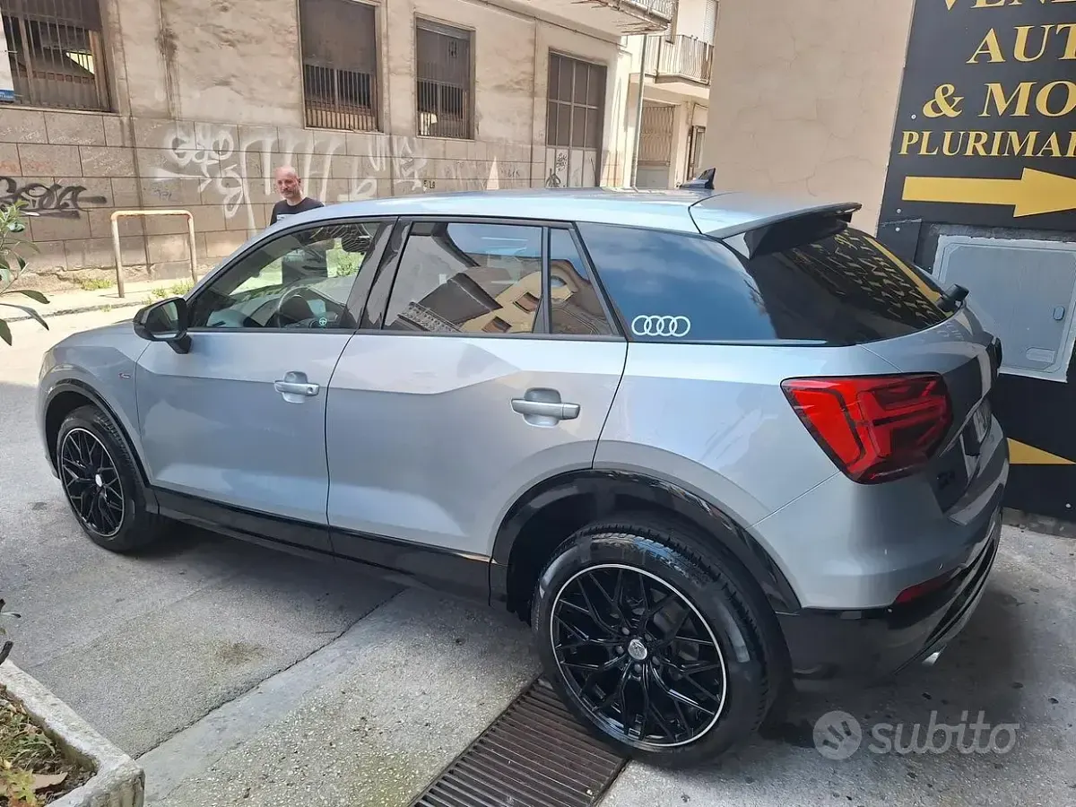 Usata Audi Q2 116 CV (85 kW) 2018 Grigio SUV